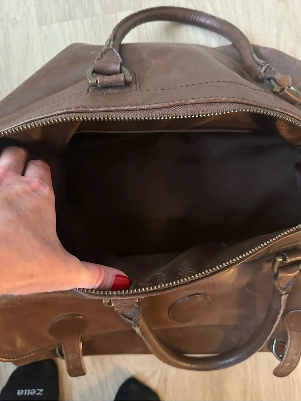 Classic Brown Leather Men's Weekender Bag